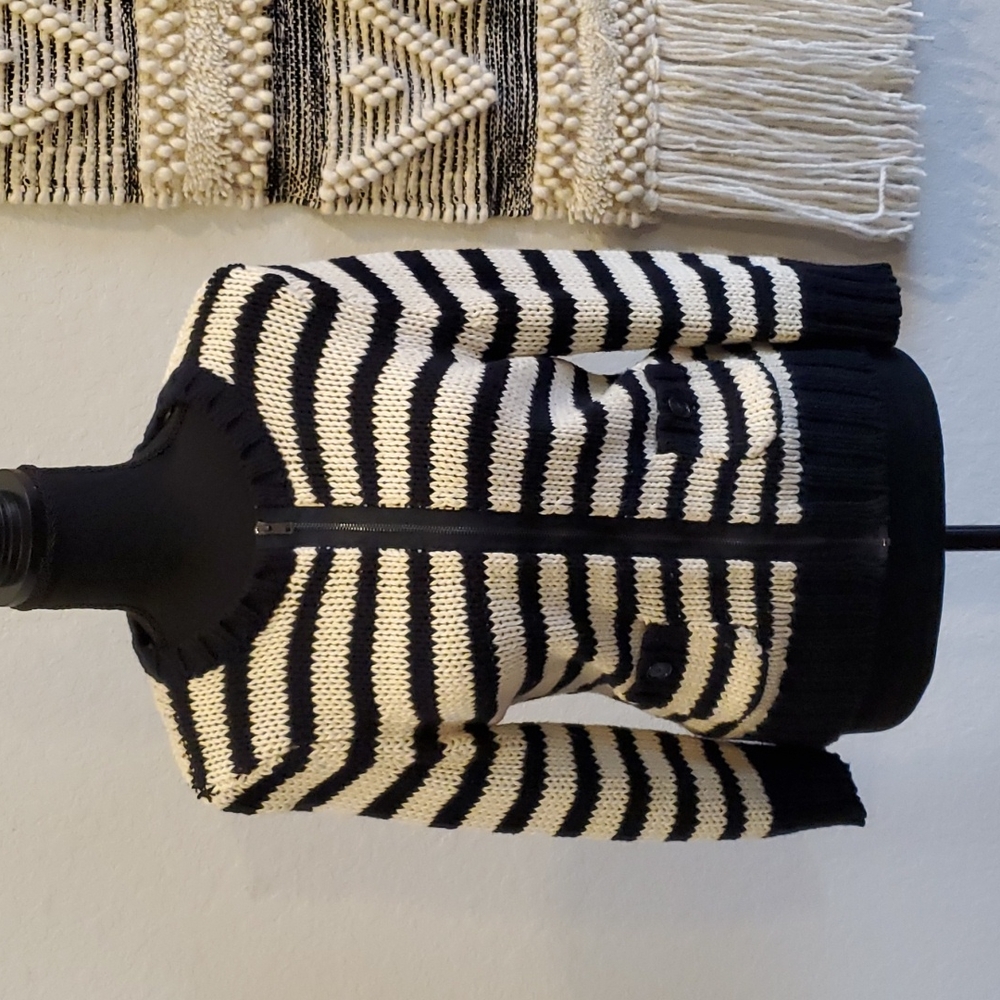 2 for $20🍒LOFT Cardigan